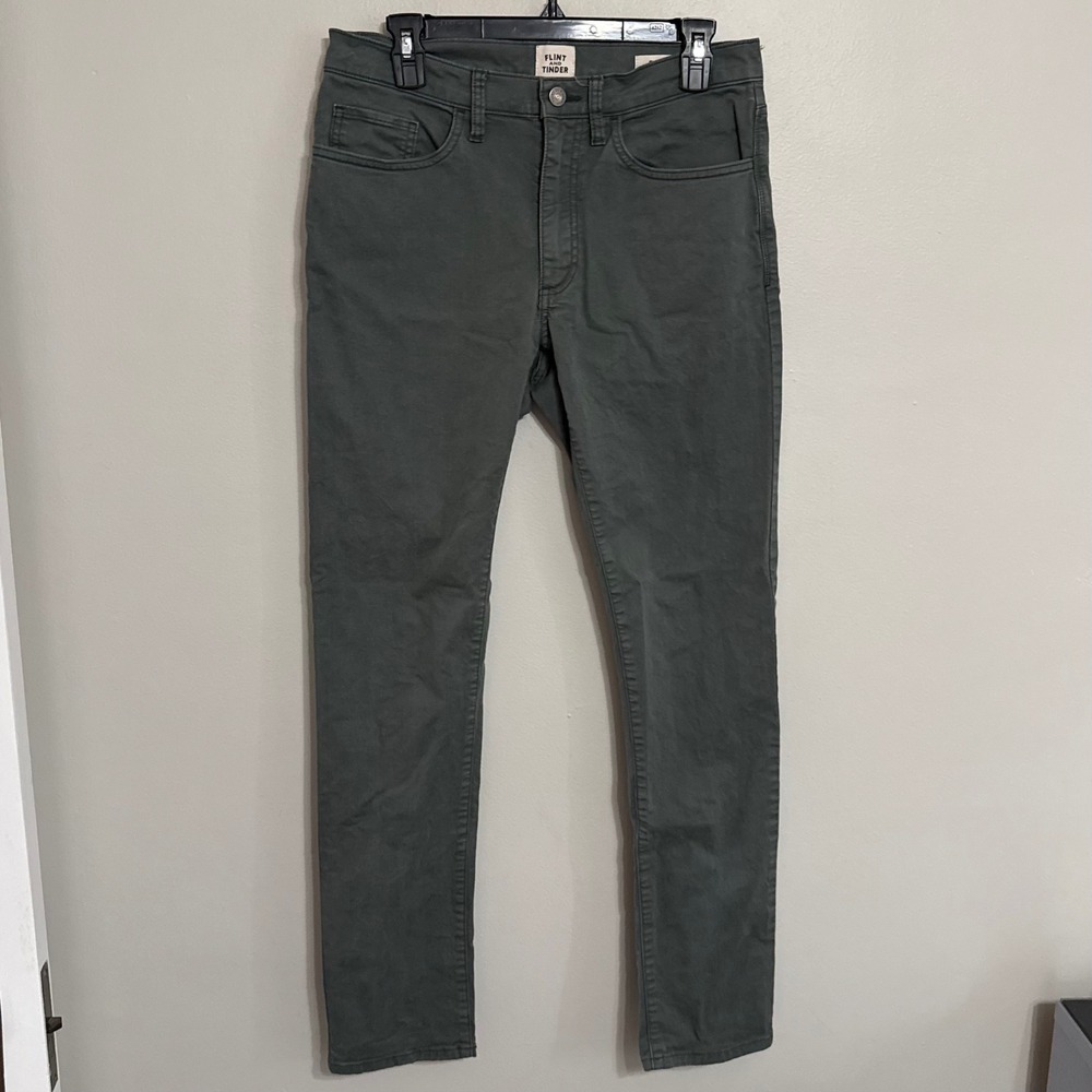 Flint and Tinder Mens 31x32 Green Slim Fit Stretch 5-Pocket Chino Pants - Picture 2 of 10